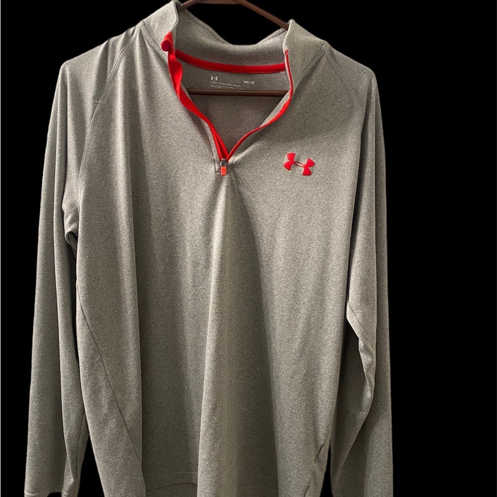 Men's under armour light half zip sweatshirt.